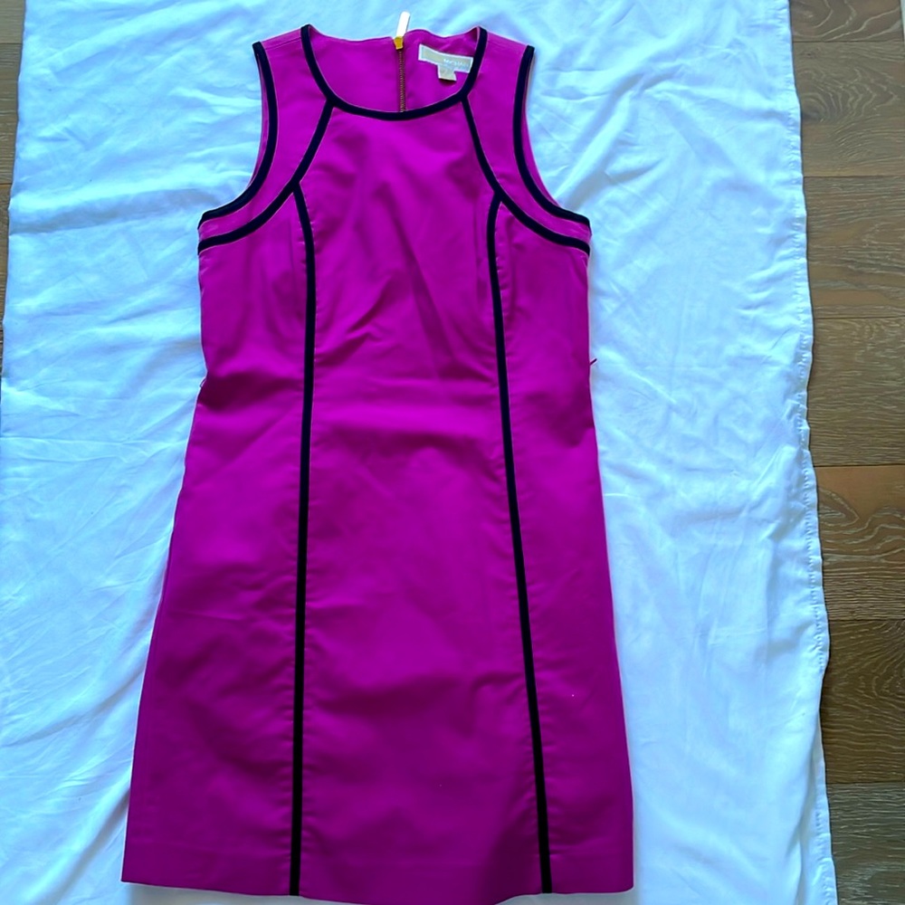 Michael Kors Dress with belt loop but no belt included